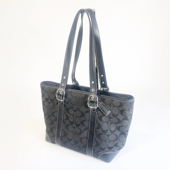 coach black signature shoulder bag